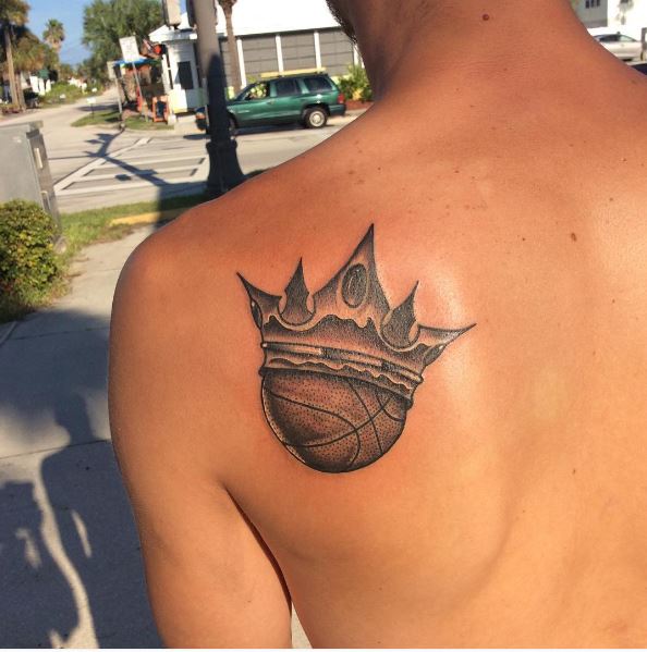 150+ Images of King Tattoos for Men (2021) Designs with Crown & Hearts King Of Kings Tattoo
