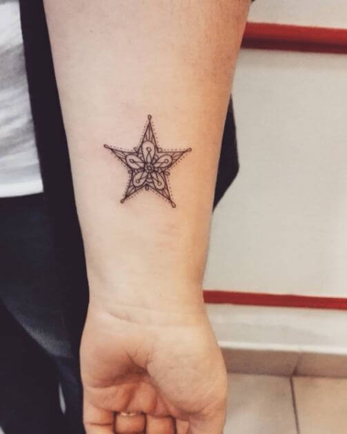 Pictures Of Star Tattoos