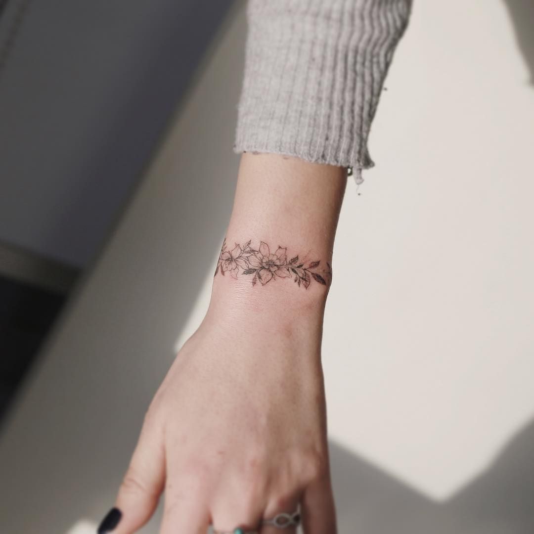 300+ Small Wrist Tattoos Ideas for Girls (2021) Women Wristband Designs