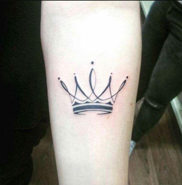 50 King Queen Crown Tattoo Designs With Meaning 21