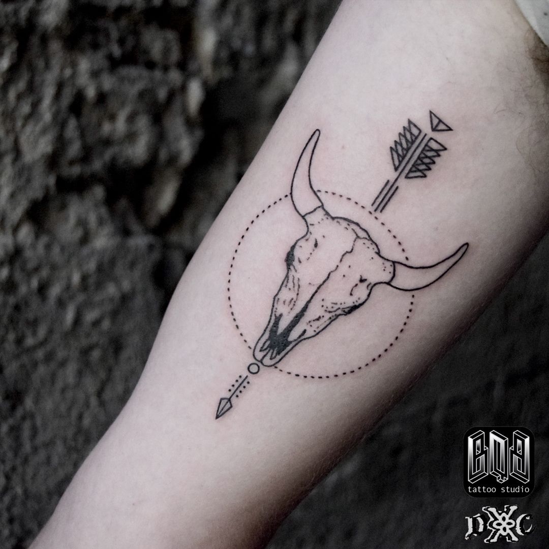 Small Simple Bull Tattoo Designs (160)