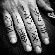 Tatuajele Și Semnificația Lor Pentru Bărbați (152)