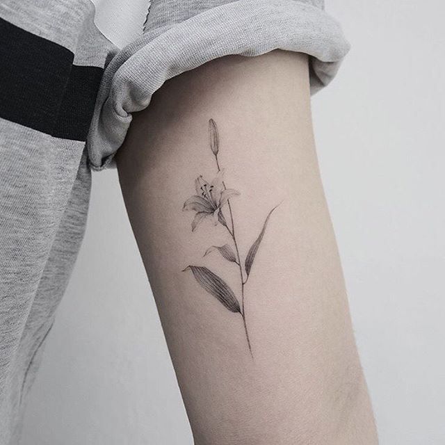 Lily Shoulder Tattoos Meaning Ideas Designs (202)
