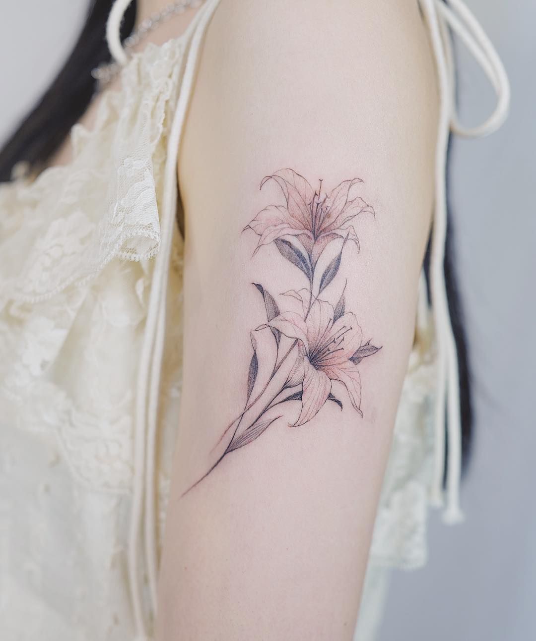 Lily Shoulder Tattoos Meaning Ideas Designs (36)