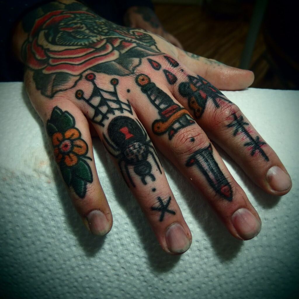 Knuckle Tattoos 152