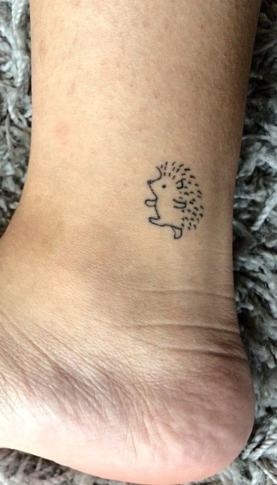 Tiny Tattoo Ideas Designs 17